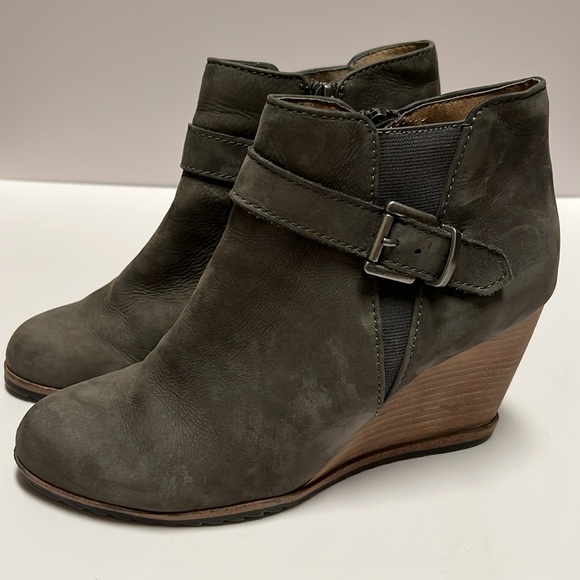 Caslon Leather Wedge Booties - Picture 3 of 5